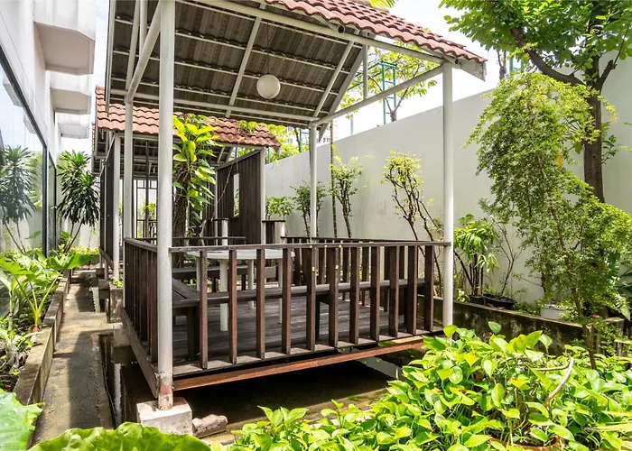 Apartment Petra Designer Sukhumvit, Nana Bts *