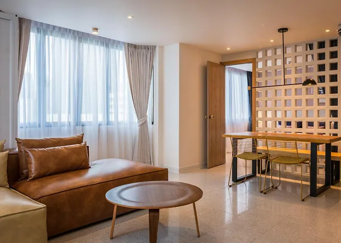 Apartment Petra Designer Sukhumvit, Nana Bts